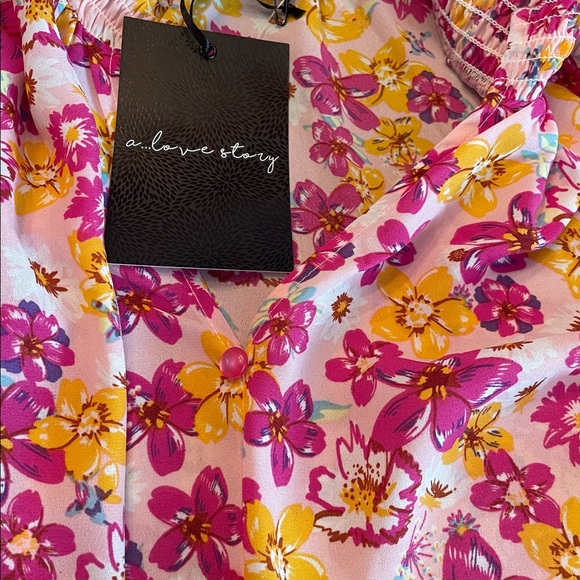 A… love story floral baby doll top blouse puff sleeve smocked new - Picture 10 of 16